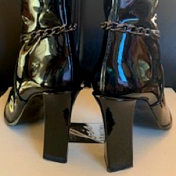 Charles Jourdan Black Leather Lacquer Boots Zip Up Sculpted Heel Sz: 6 1/2 - Picture 5 of 8